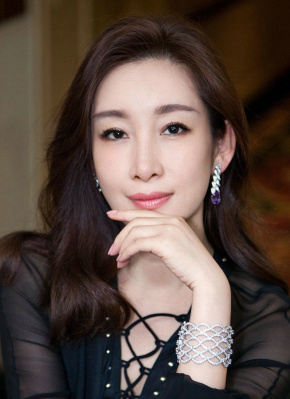 酒吧的女人